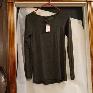 Ladies Rue 21 long sleeve tshirt